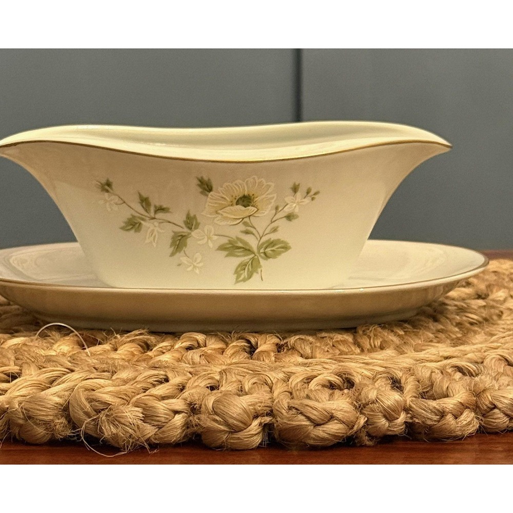 Fashion‎ Manor Summertime Oval Gravy Boat Fine China Made in Japan
